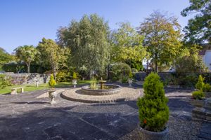 Photo 16- click for photo gallery